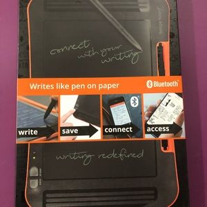 Boogie board new in pack. Write & save ur writing.